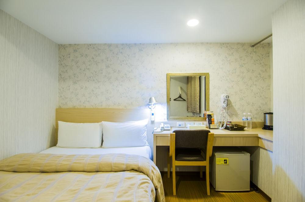 Sanduo Hotel Kaohsiung Eksteriør billede